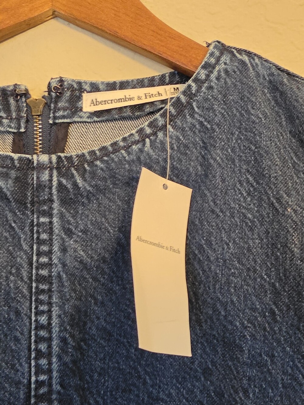Abercrombie & Fitch Denim Shift Dress Womens Medium Dark Wash Classic 90s Retro - Picture 3 of 9